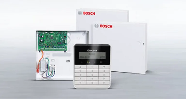 Πληκτρολόγιο Bosch AMAX με οθόνη LCD και ελληνικό μενού